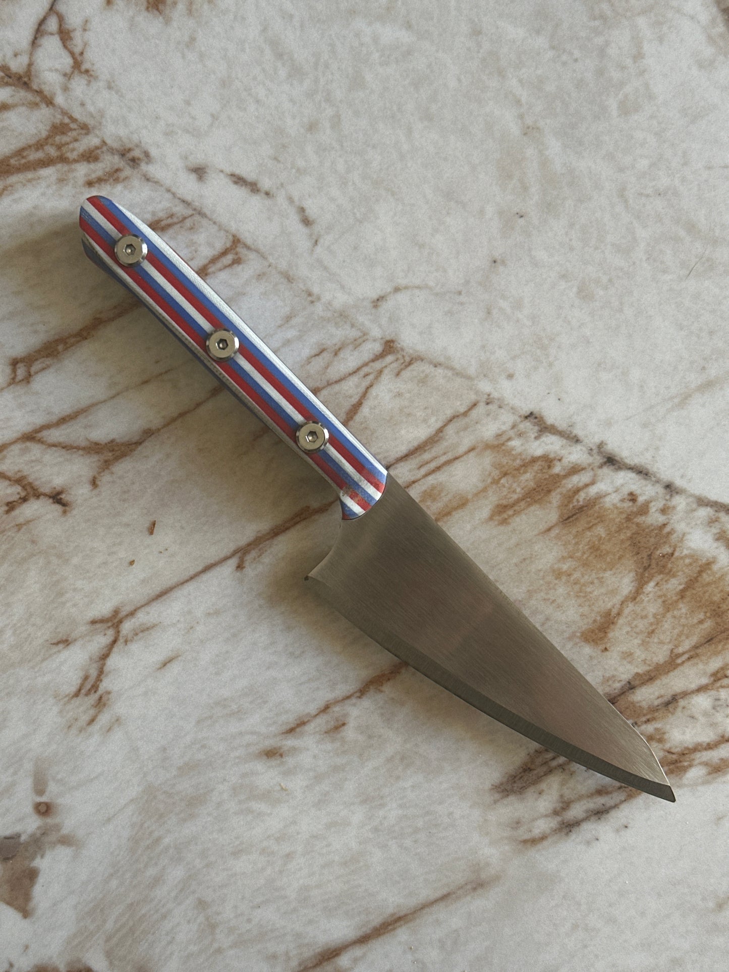 Couteau Honesuki