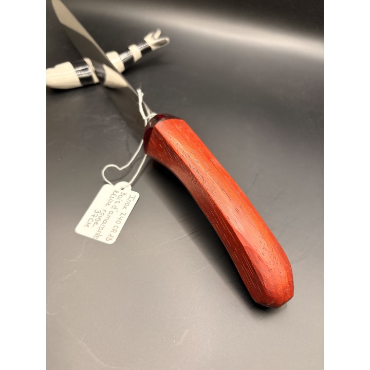 couteau inox Z40 CR13 manche bois d'amarante/résine rouge 37 cm