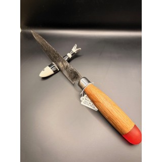 couteau acier XC75 martelé bois issu de fût de chêne résine rouge 37 cm