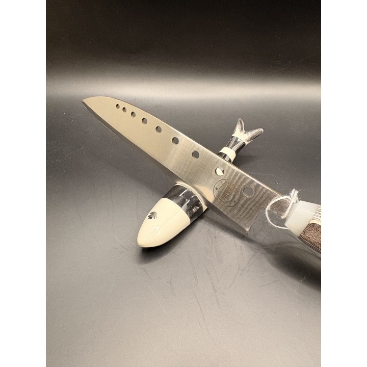couteau inox Z40 CR13 bois multi couche / résine blanche 32 cm